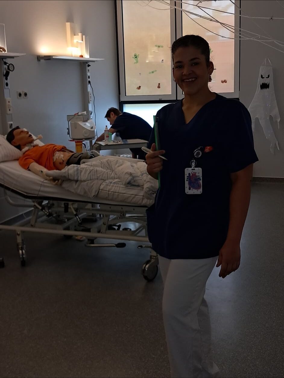 Instagram post from recruta.group. This post is in position 1.