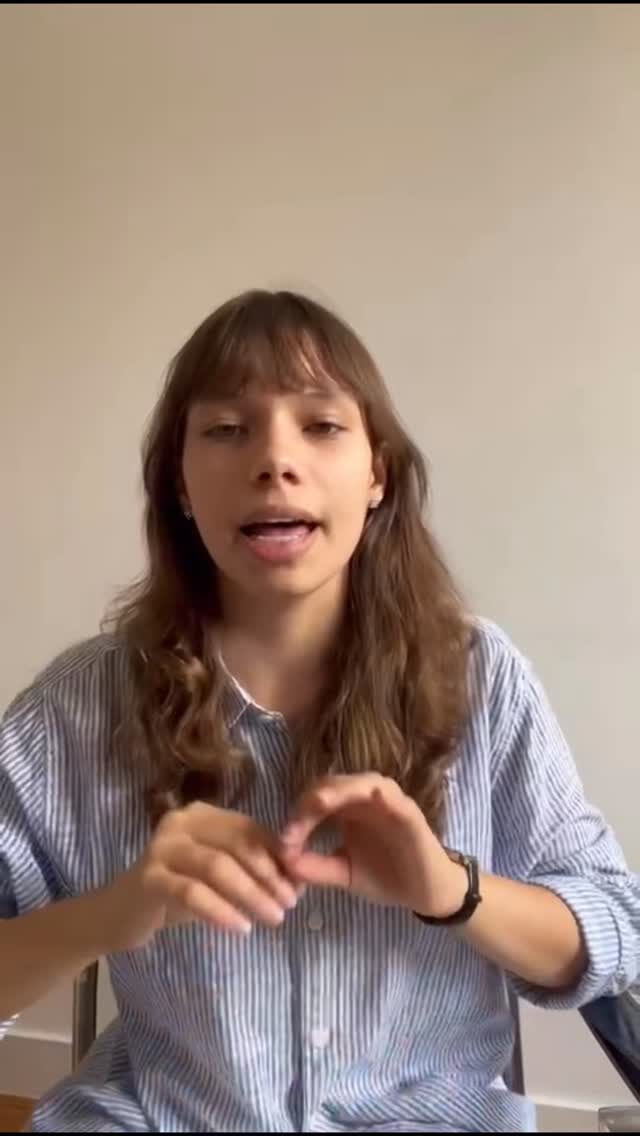 Instagram post from recruta.group. This post is in position 17.